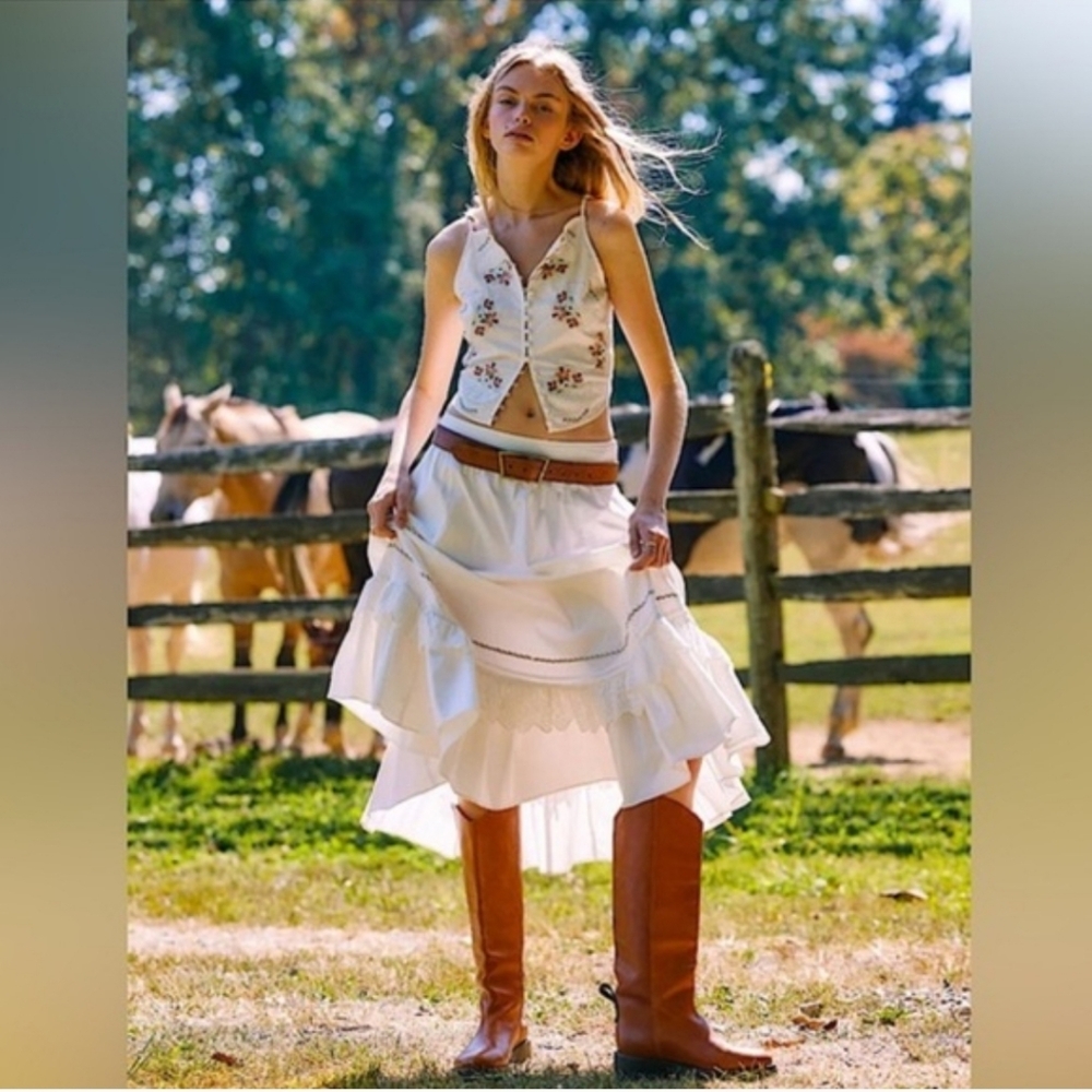 Free People Maeberrie Top & Skirt Set Coord Embroidered NWT Ivory Size XL